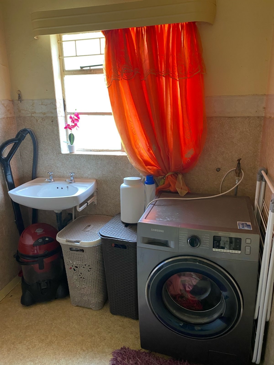 To Let 3 Bedroom Property for Rent in Bedelia Free State